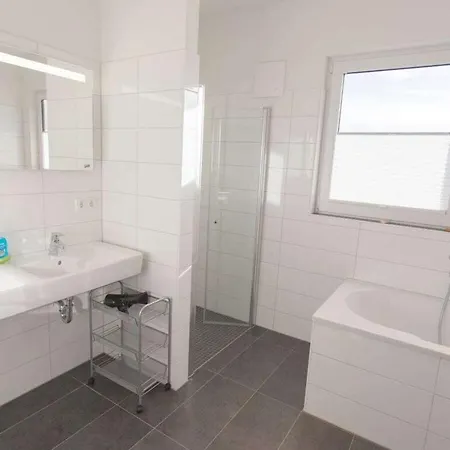 Holiday home Mein-glowe Ground Floor Right